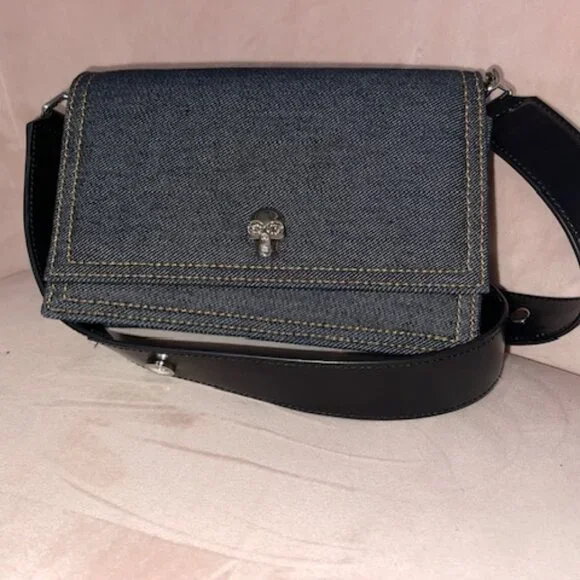 Alexander McQueen handbag - Picture 1 of 5